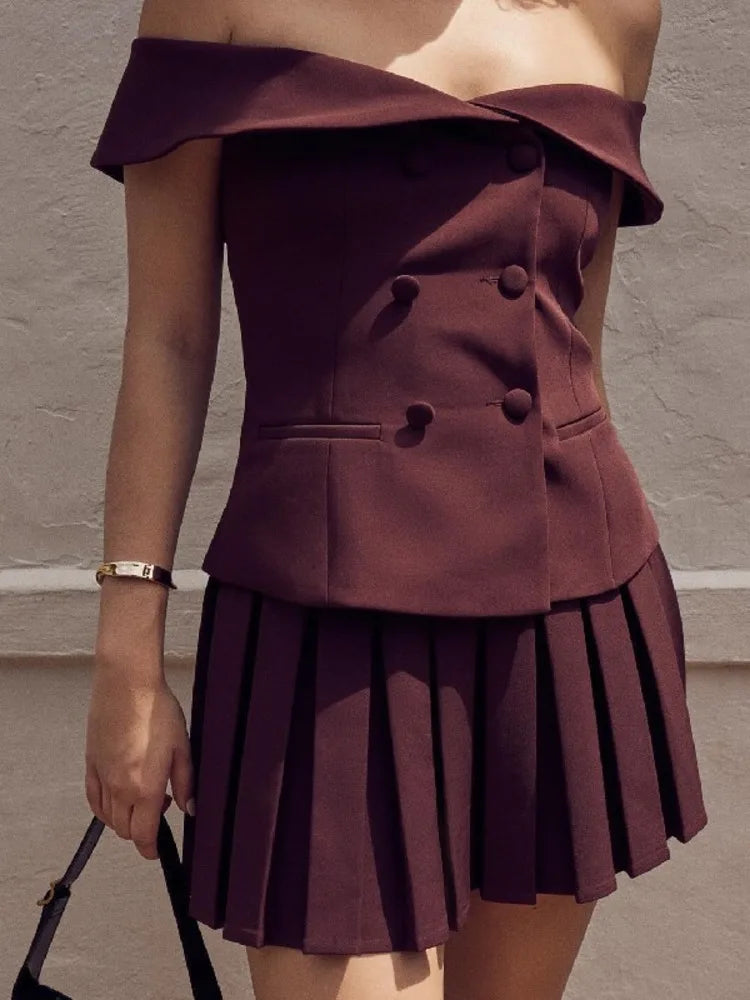 Tessi Flirty Skirt Set