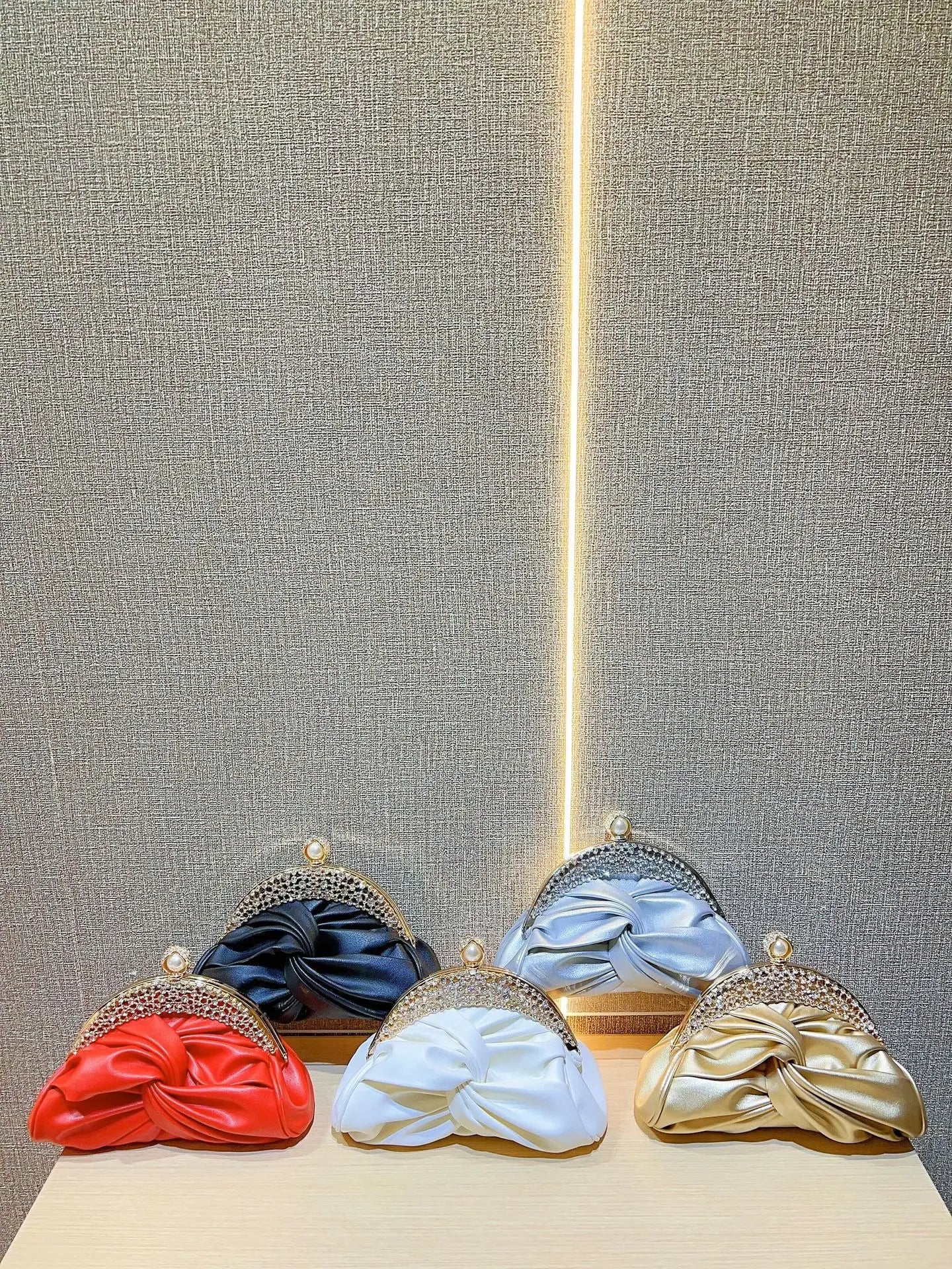 Mackenzie Clutch Bags