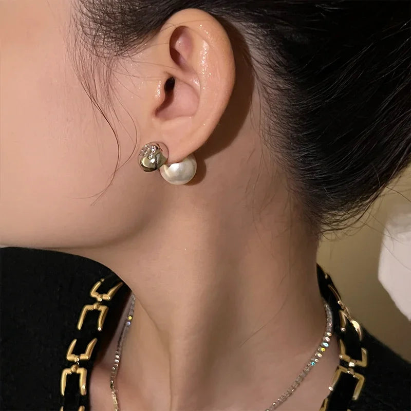 Lilah Pearl Earrings