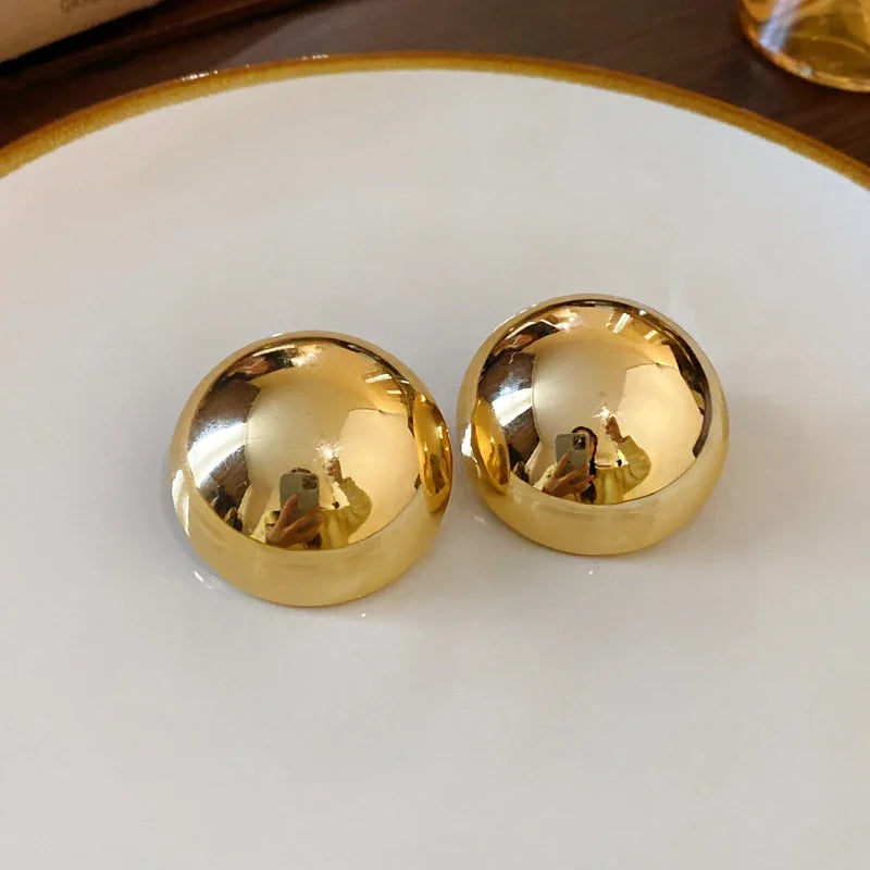 Eliza Round Earrings