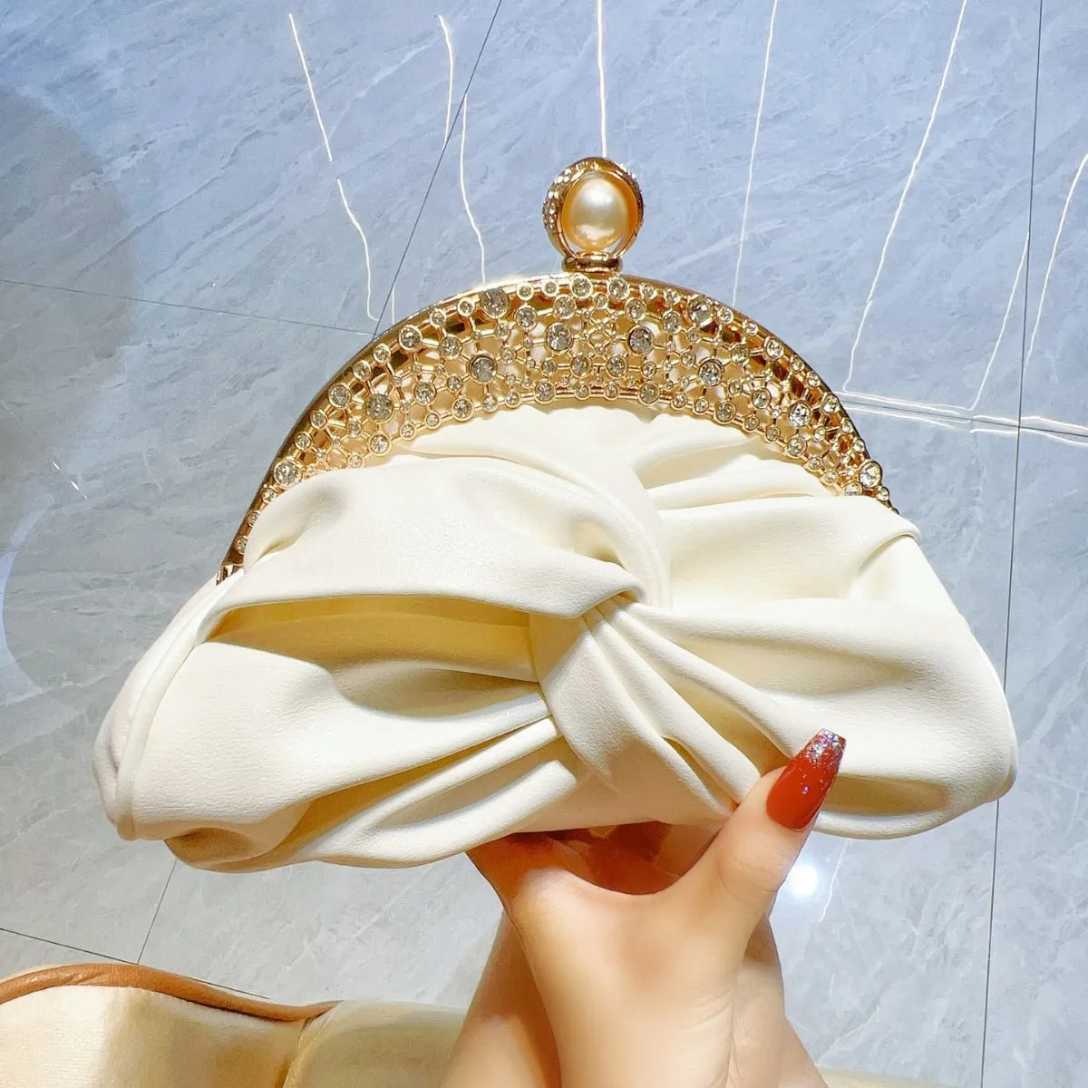Mackenzie Clutch Bags