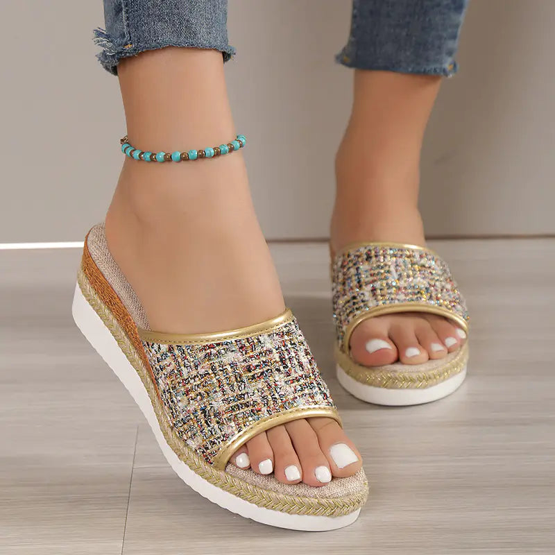 Himala Wedge Slippers