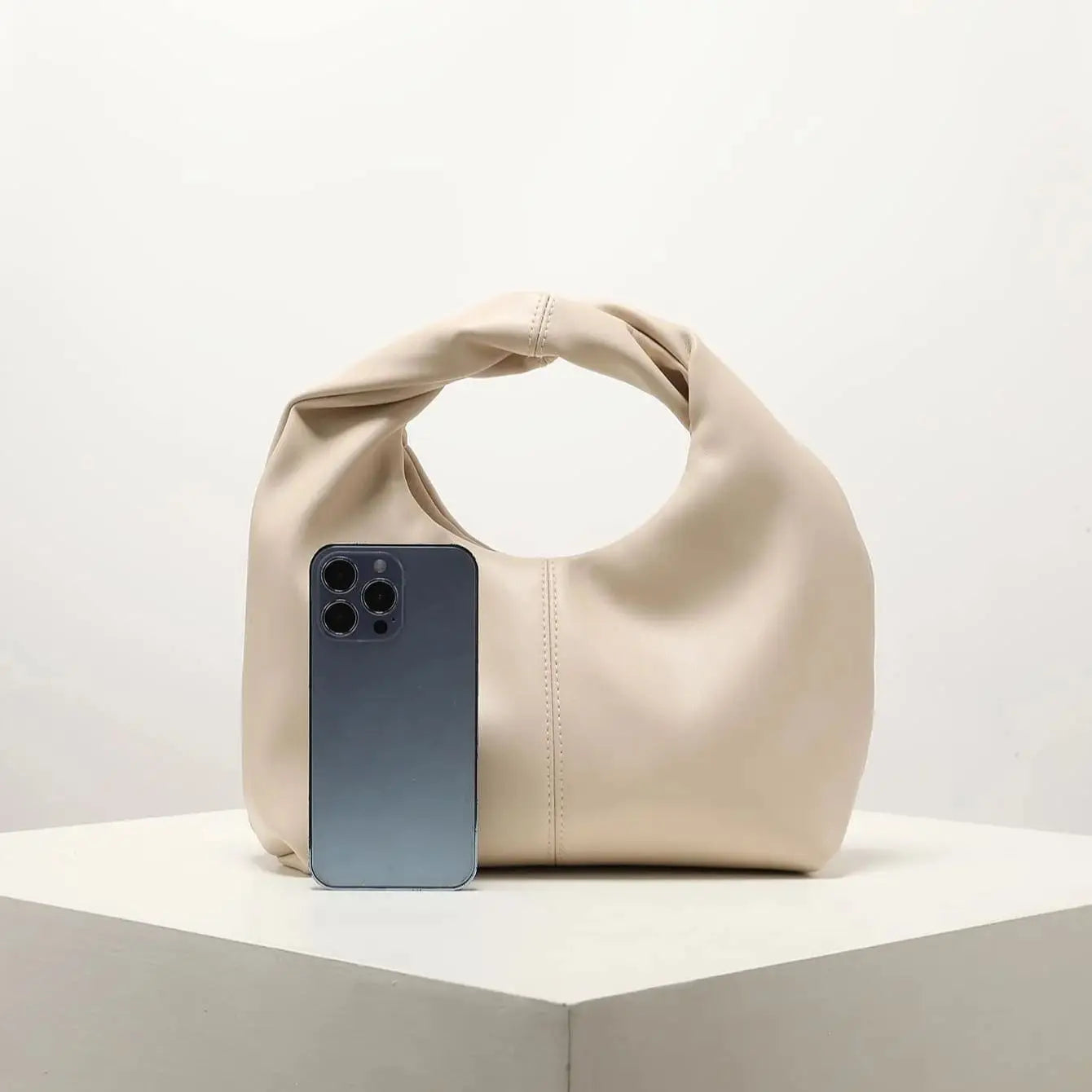 Noelle Twist Bag